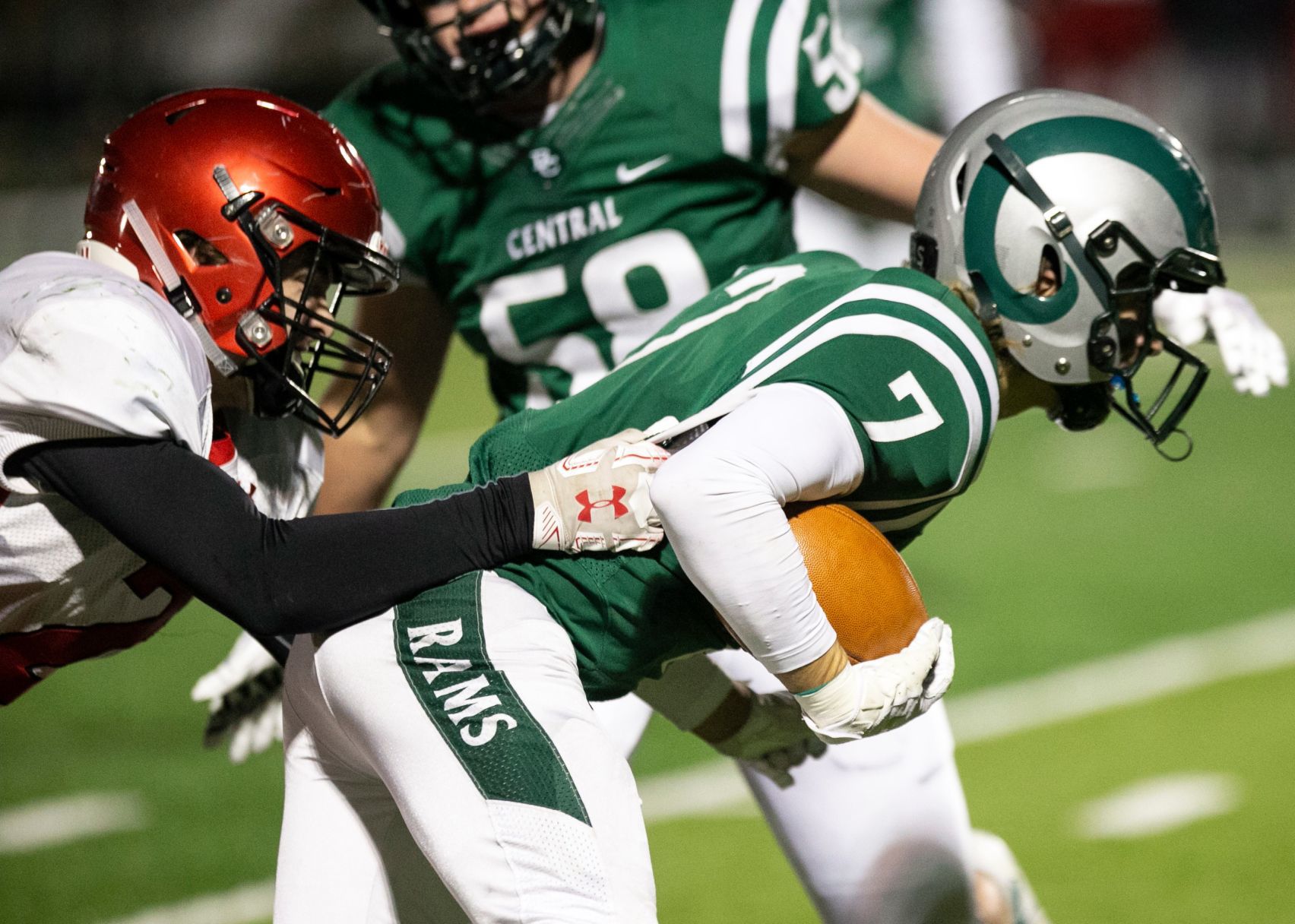 Central takes on Glendive